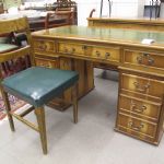 644 5537 WRITING DESK